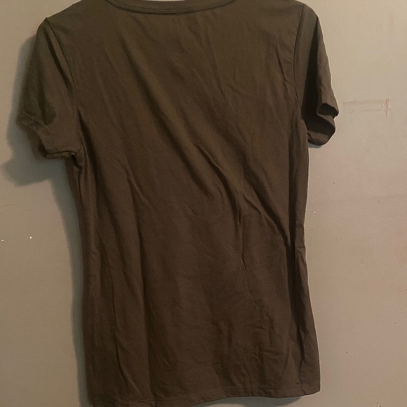 Beautiful Disaster olive Tee - Picture 3 of 4